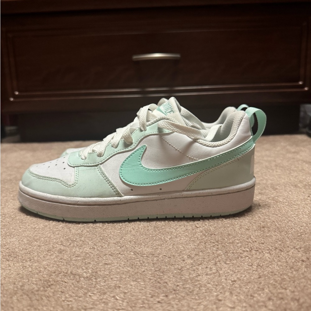 Nike Kids' Sneakers in Mint and White